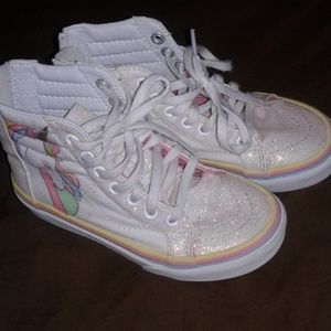 12c Unicorn Vans
